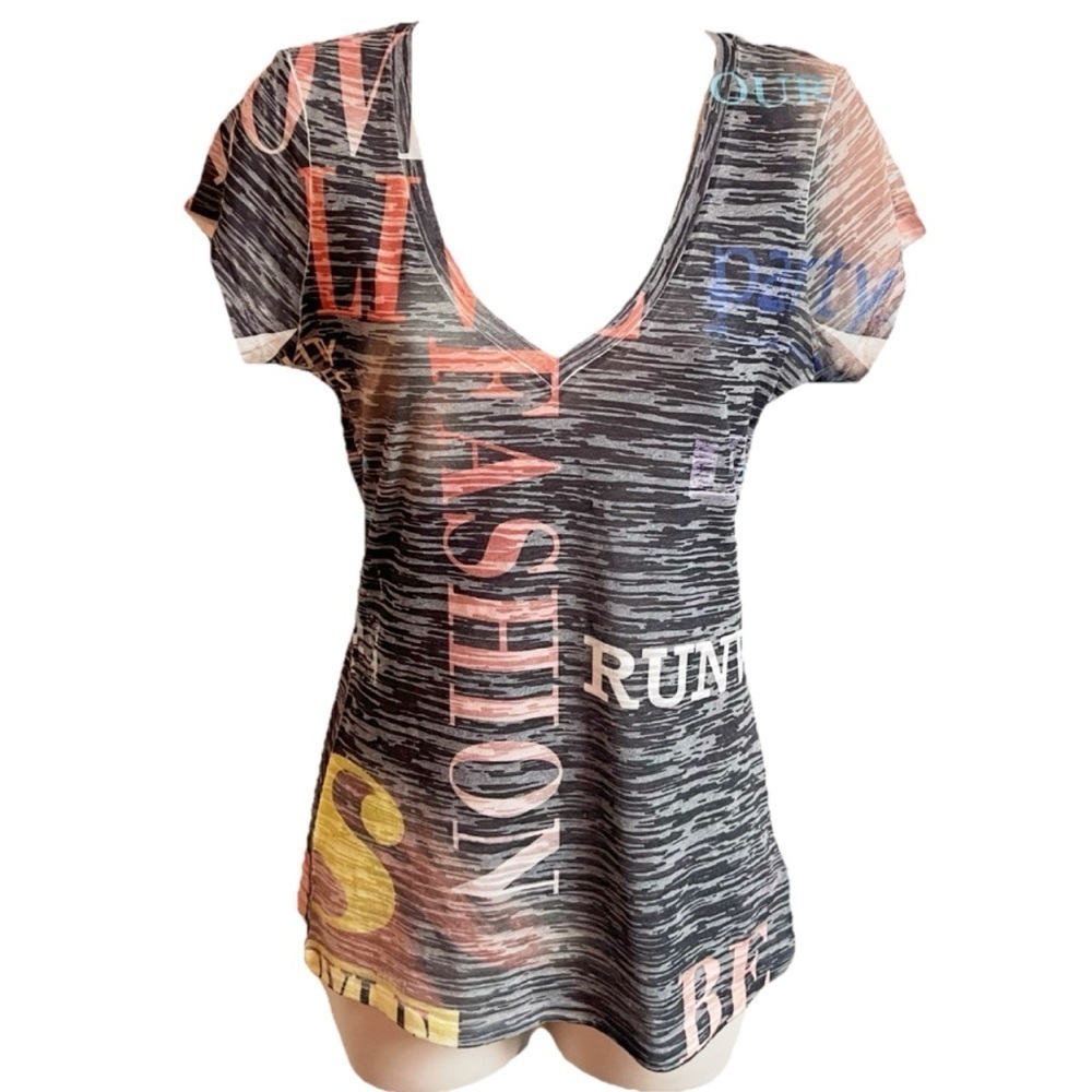 Express Vintage V Neck Short Cap Sleeve Fashion T Shirt Pullover Lightweight XS